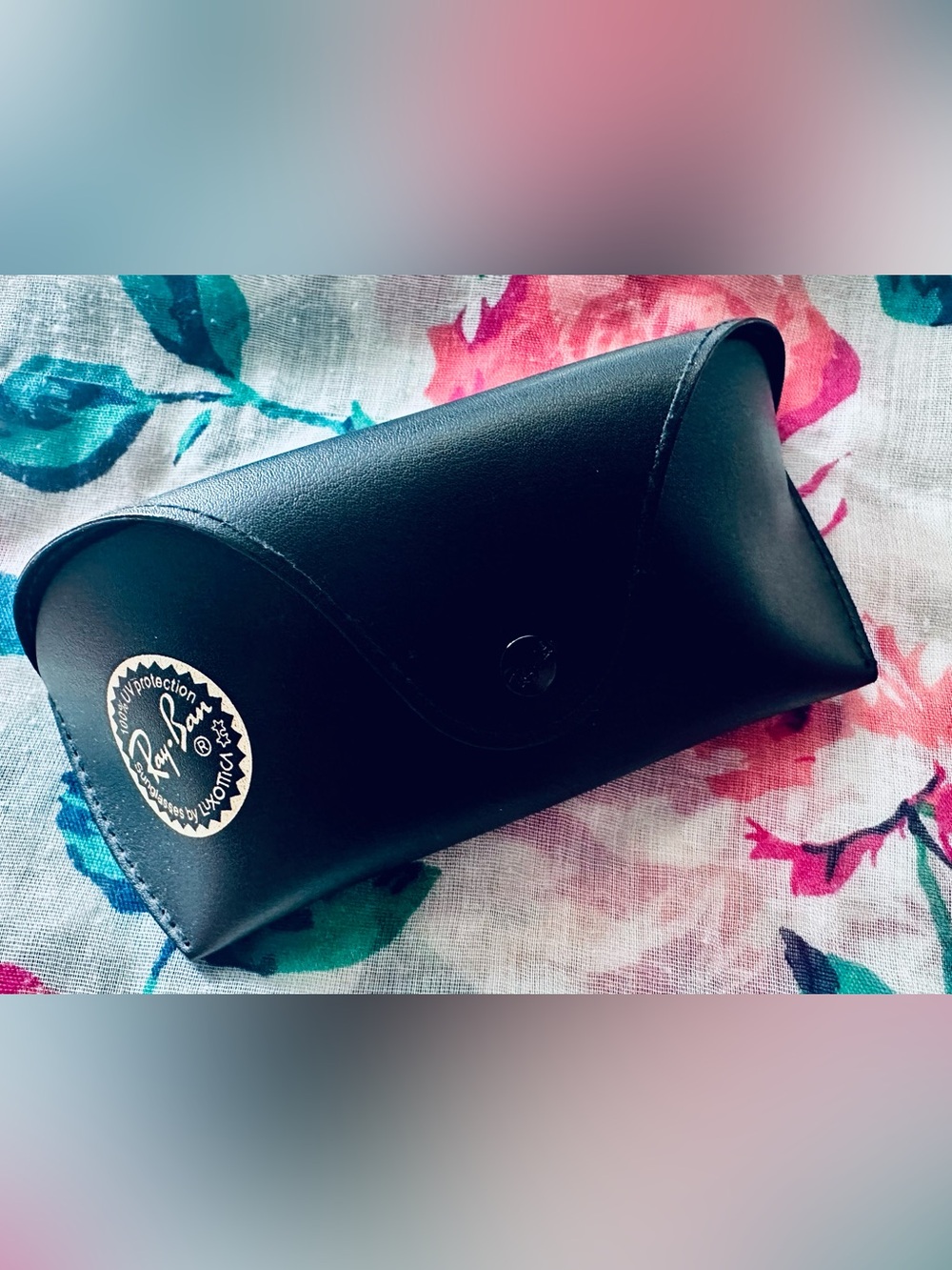 New/Never Used! Ray-Ban, Smooth, Black Sunglasses Case w/ Black Velvety Lining 😎